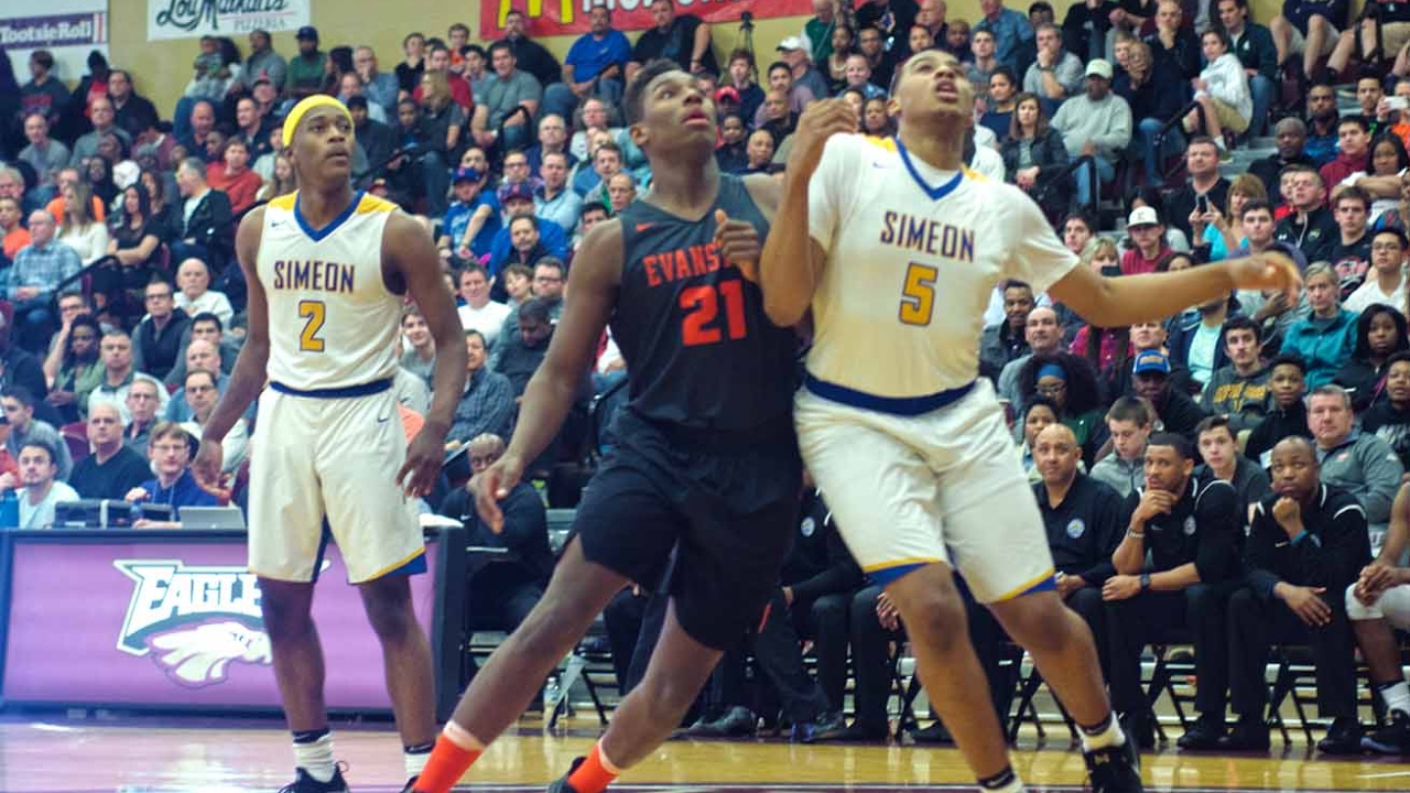 EVANSTON BEATS SIMEON 56-38 IN THE 2017 CITY SUBURBAN SHOWDOWN