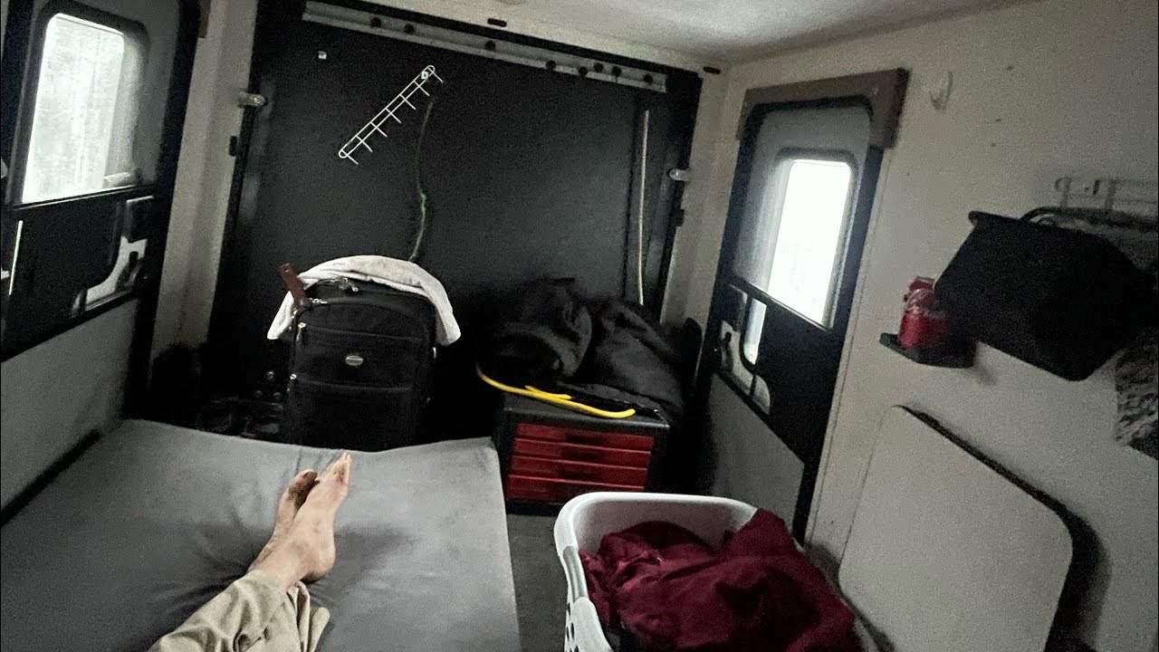 Tips on Small space set up and organization for vehicle dwellers.