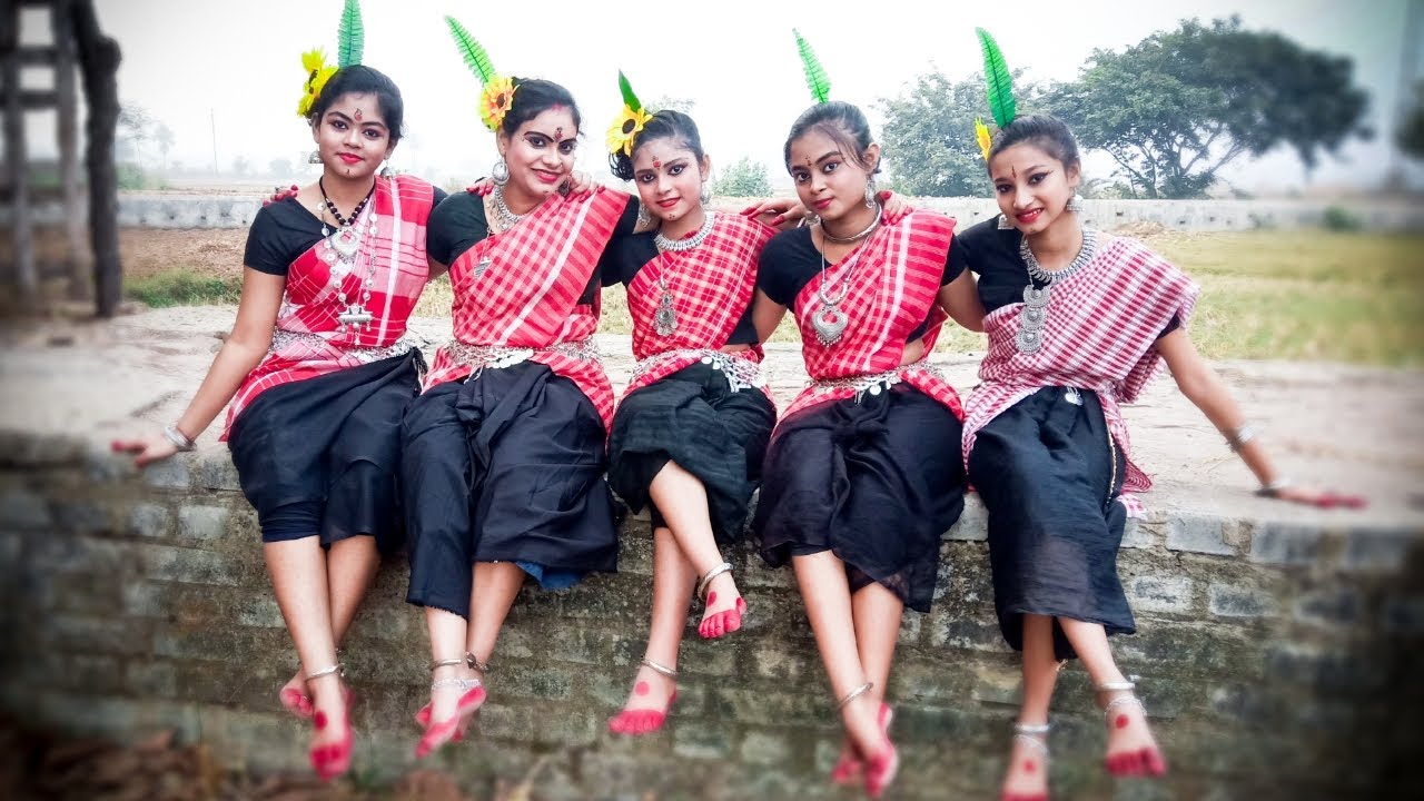 রঙ্গিলা রে মন / Rongila re Mon || Dance cover || Folk Dance || Group dance/সমবেত