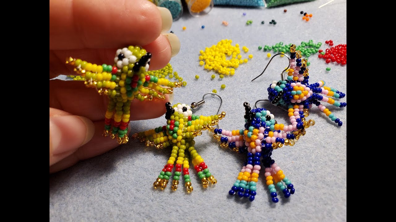 Aretes de colibri en chaquiras