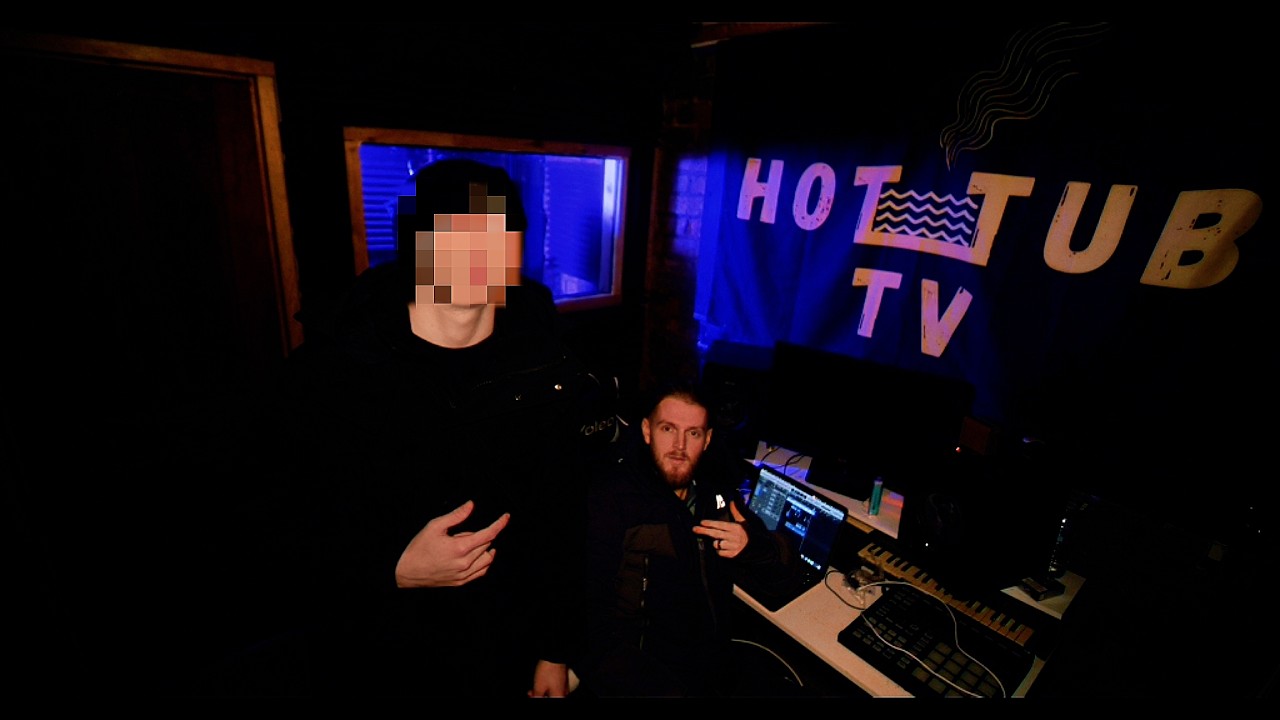 0L.L4- STUDIO WITH EMPRA