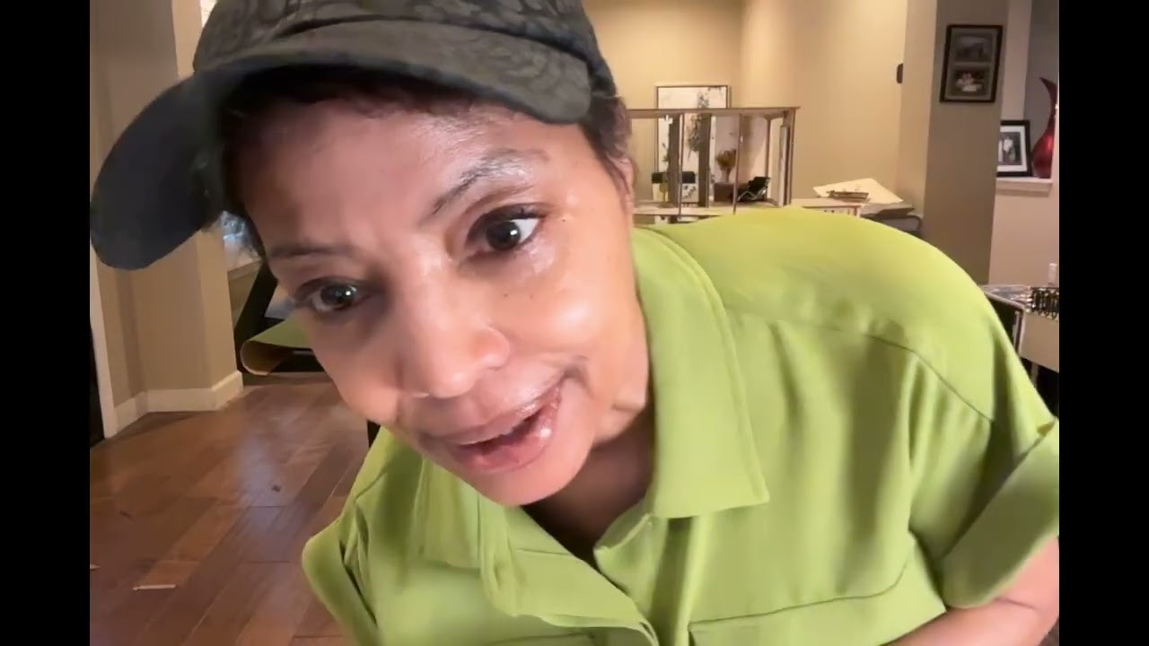 Я и та девчонка, которую я ненавижу.