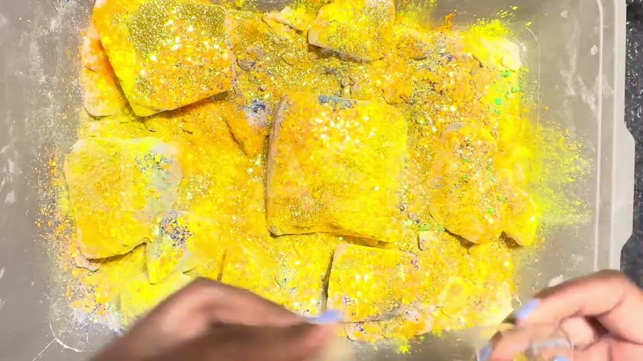 Chunks + pigment powder from @AquariusDustASMR 🔥🔥🔥