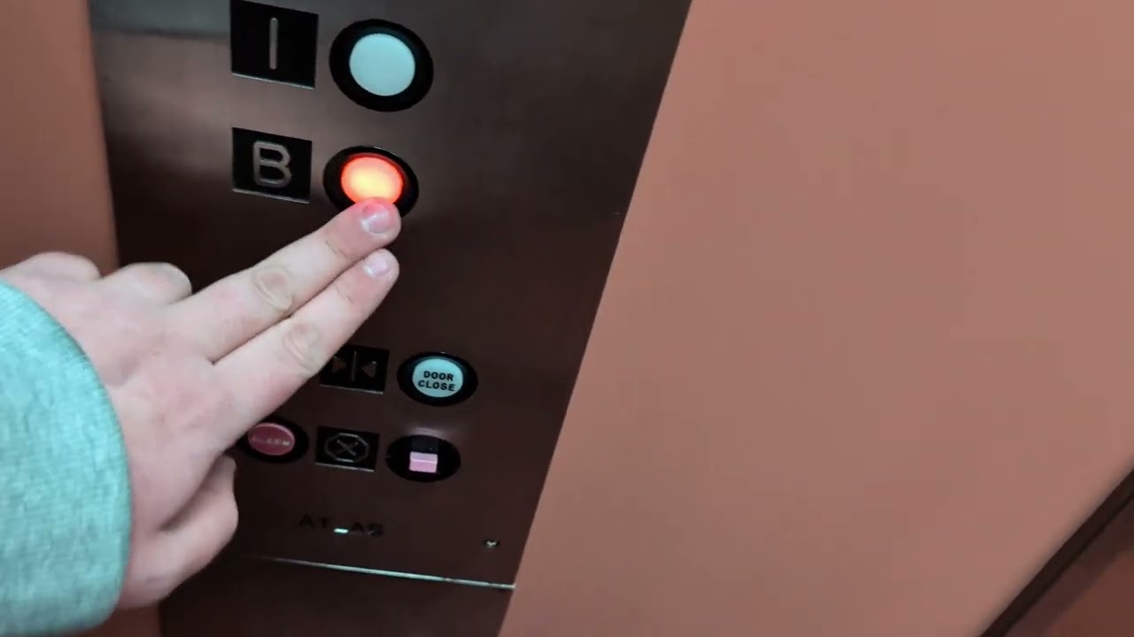 Anti-Scenic Atlas Hydraulic Elevator - Attleboro City Hall, Attleboro MA