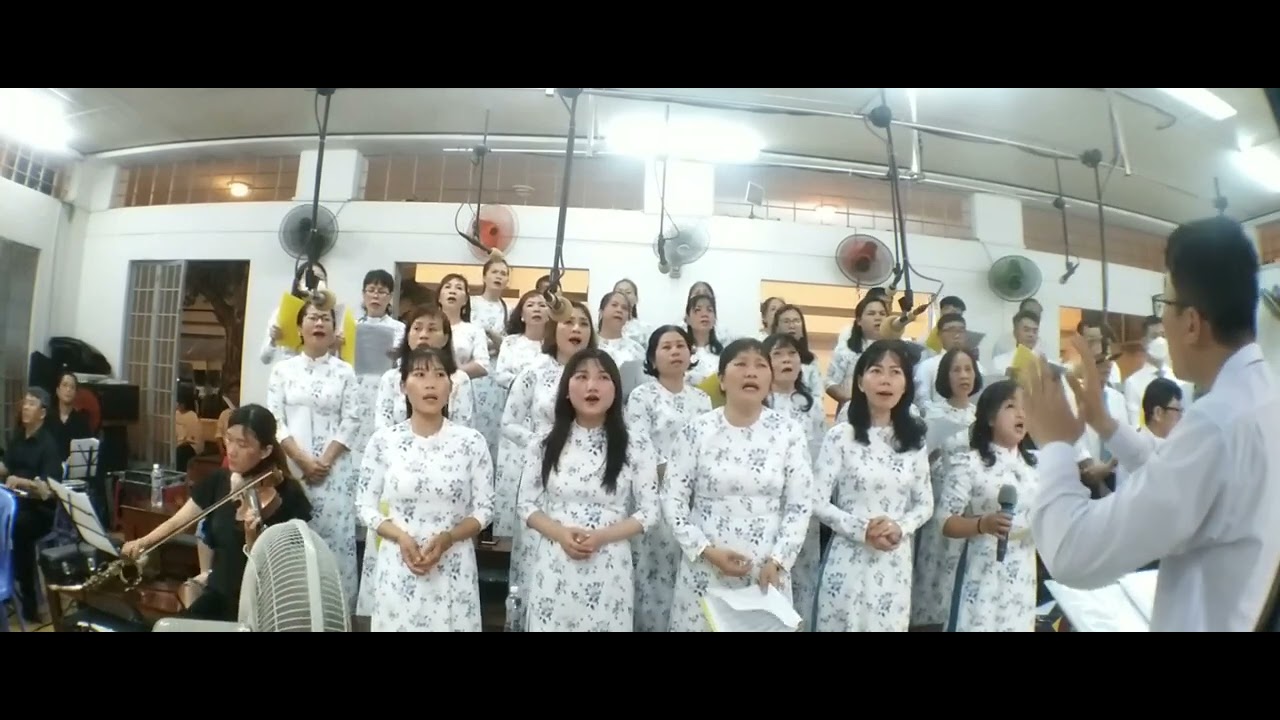 Chúa Là Hạnh Phúc Đời Con. ST : Đinh Công Huỳnh . Ca Đoàn Đức Mẹ Hồn Xác Lên Trời.