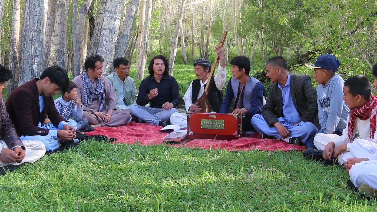 دمبوره از ولسوالی شیبر قریه شنبل