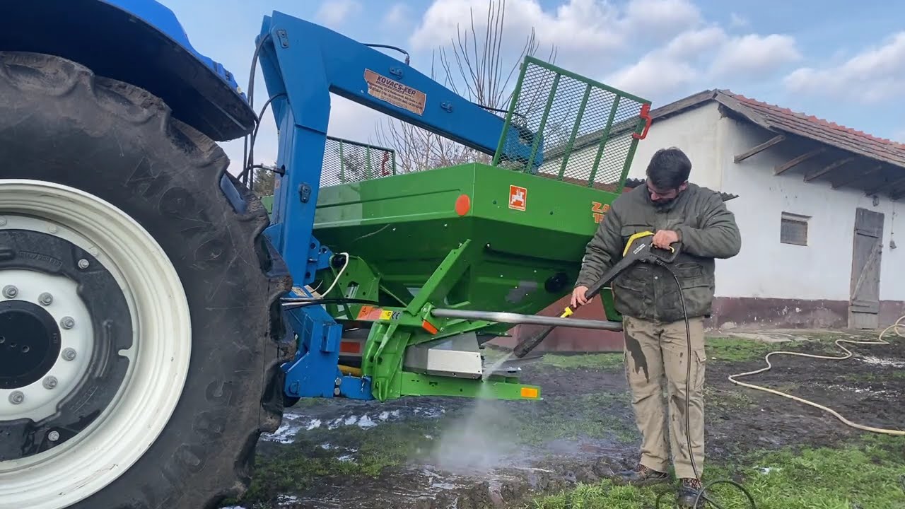 '25 Szezon Első Munkája - Műtrágyaszórás