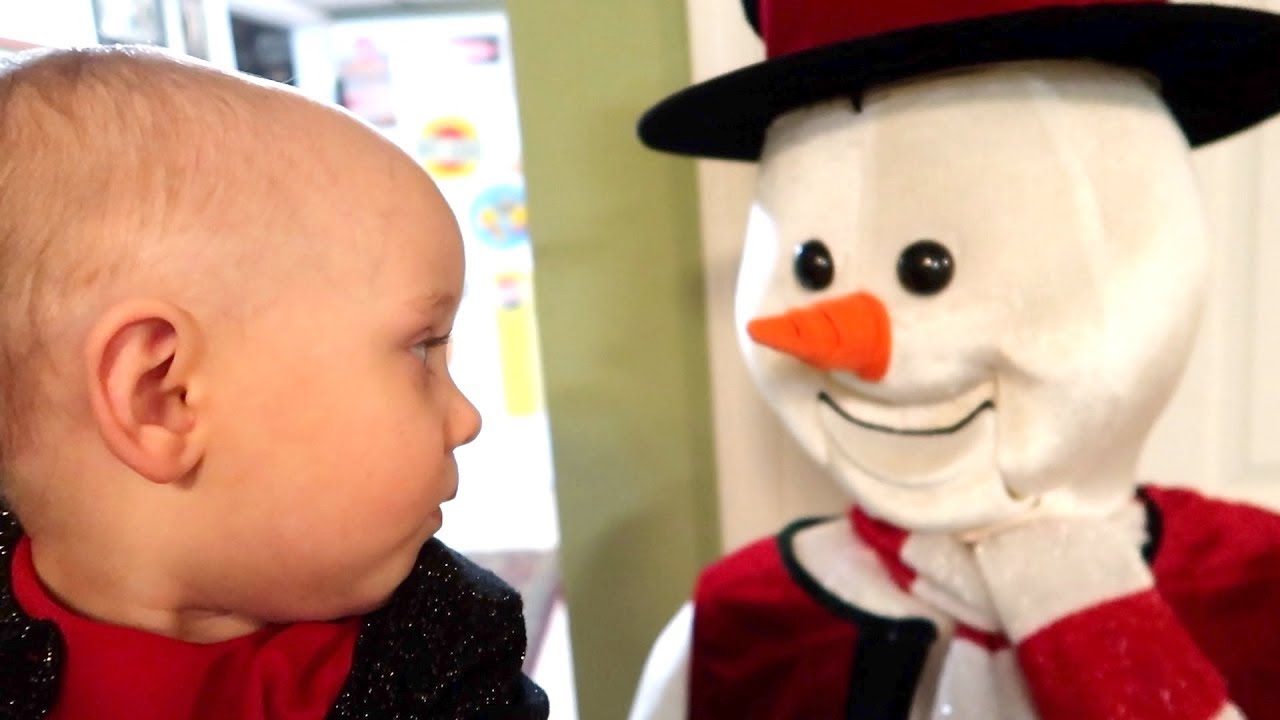 Twins Spend Christmas Day With Family