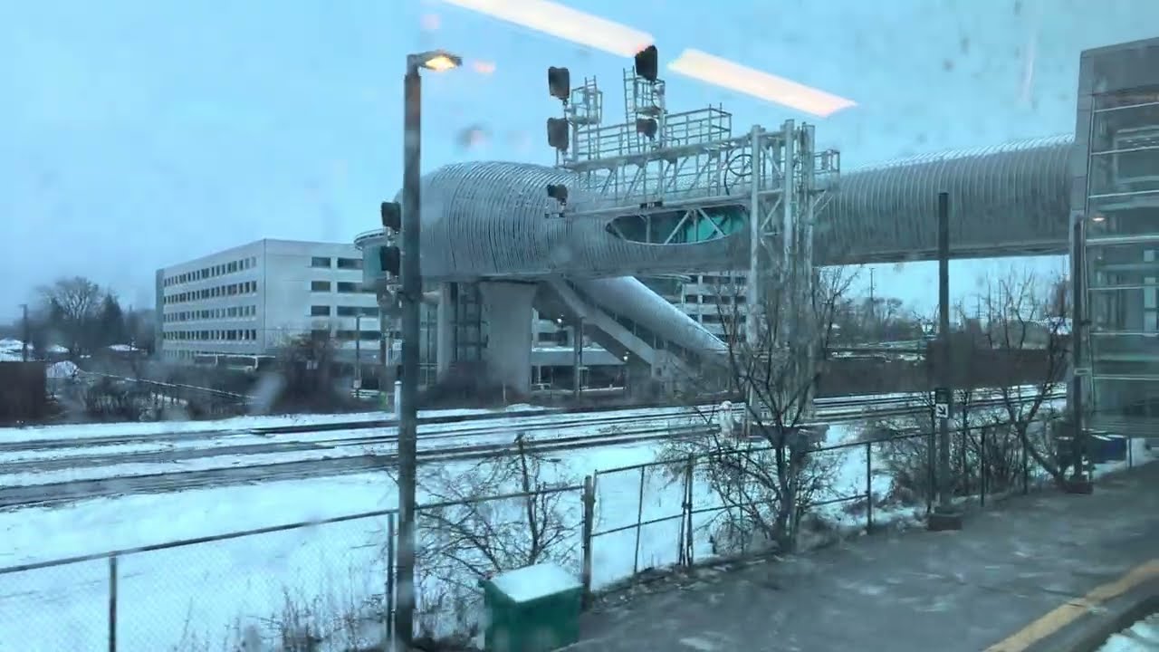 Lakeshore East GO Train Ride: Durham College Oshawa to Union