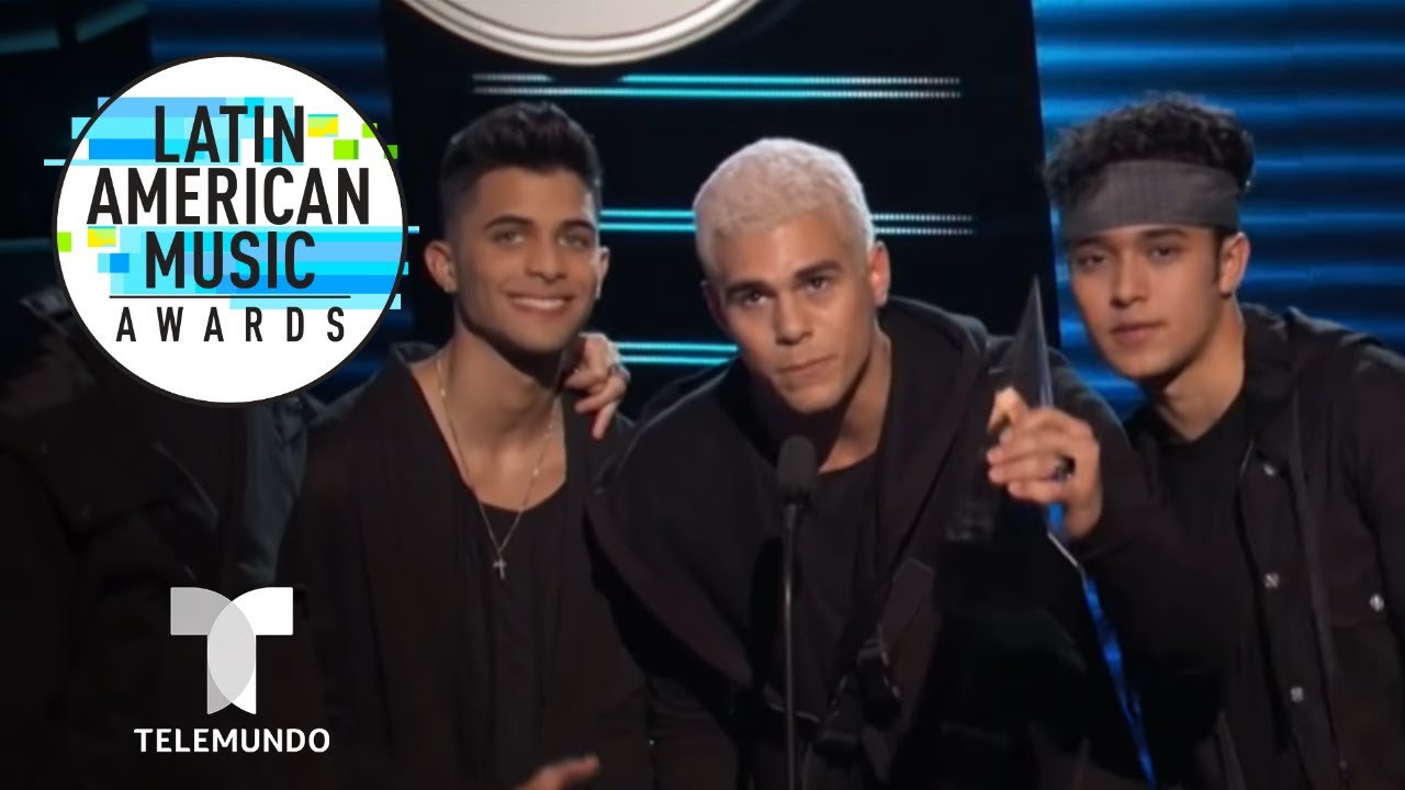 CNCO le quita el premio a Fonsi y a Shakira | Latin AMAs | Entretenimiento