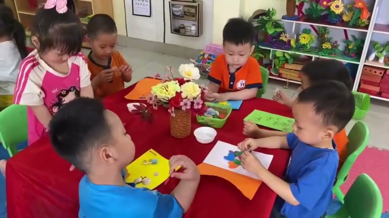 Làm thiệp tặng mẹ ngày 8 3
