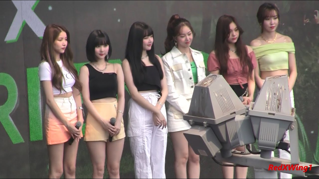 GFRIEND - (Red Carpet) KAMP Singapore 2019