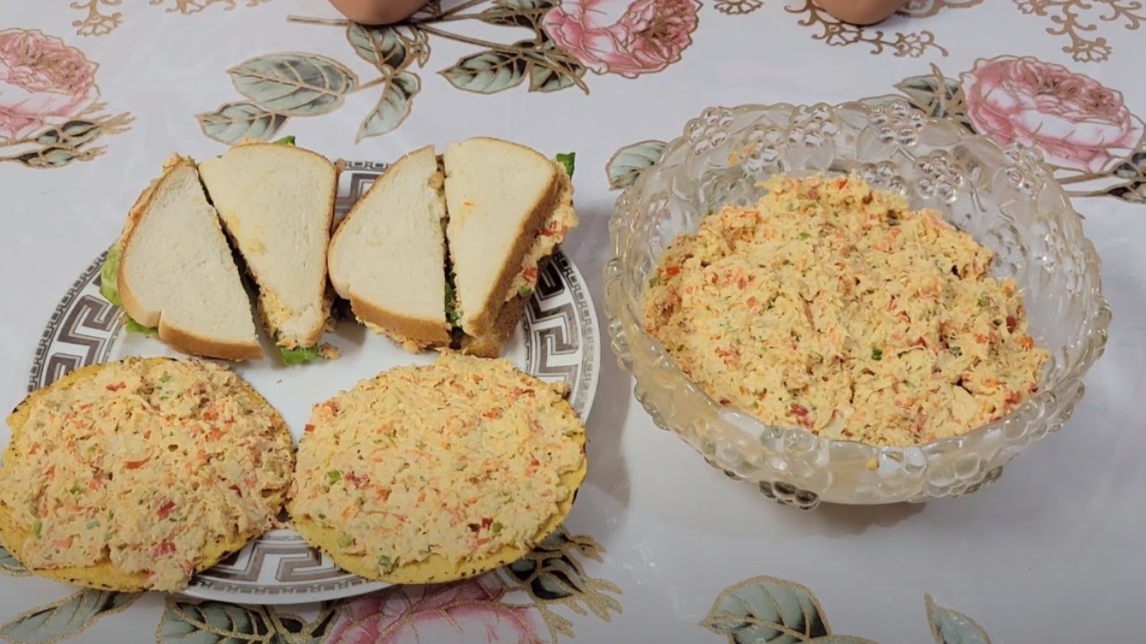 Como Hacer Pasta de Pollo Estilo  Guatemalteco Para Sándwich y Tostadas
