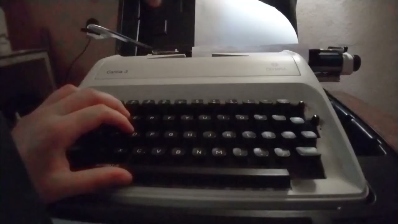 ASMR No Talking: Máquina de Escribir en Tus Oídos (Sonido Binaural 3D Cráneo) 🎧