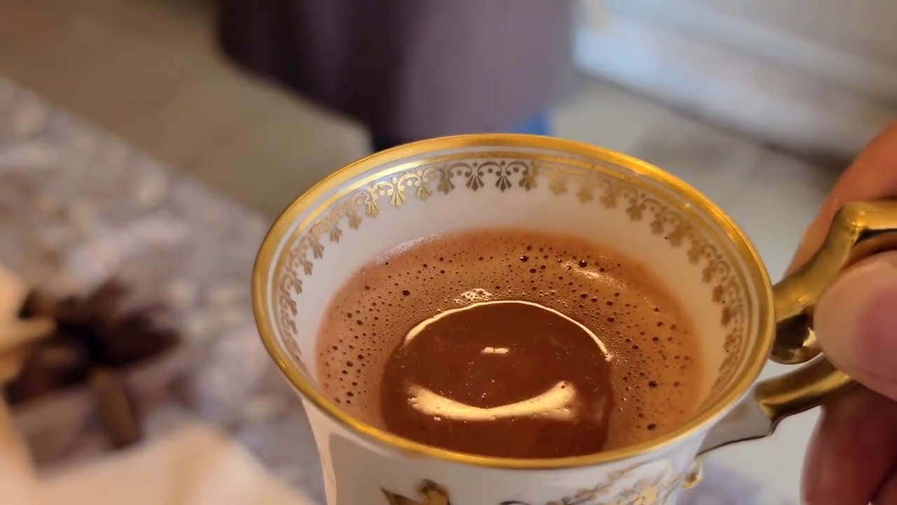 Making Handmade Chocolate in an Old Traditional Way - Korean Chocolate Shop