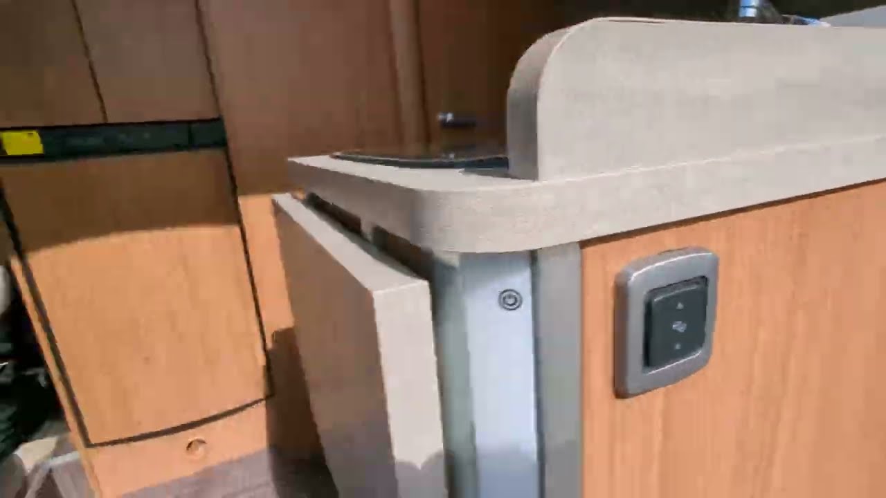 For Sale Motor Caravans! Auto-Trail V-Line 610 SE 2018