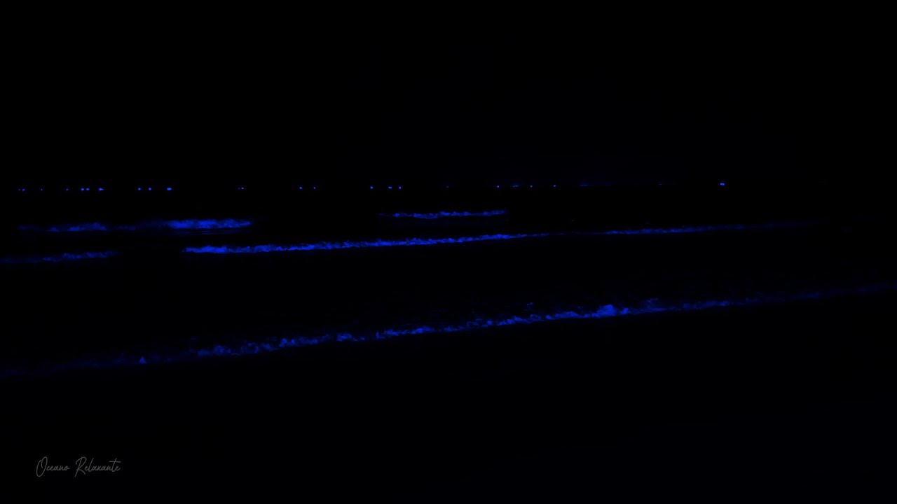 Deep Sleep in 3 Minutes - Fall Asleep Instantly with Powerful Ocean Waves on a Dark at Night