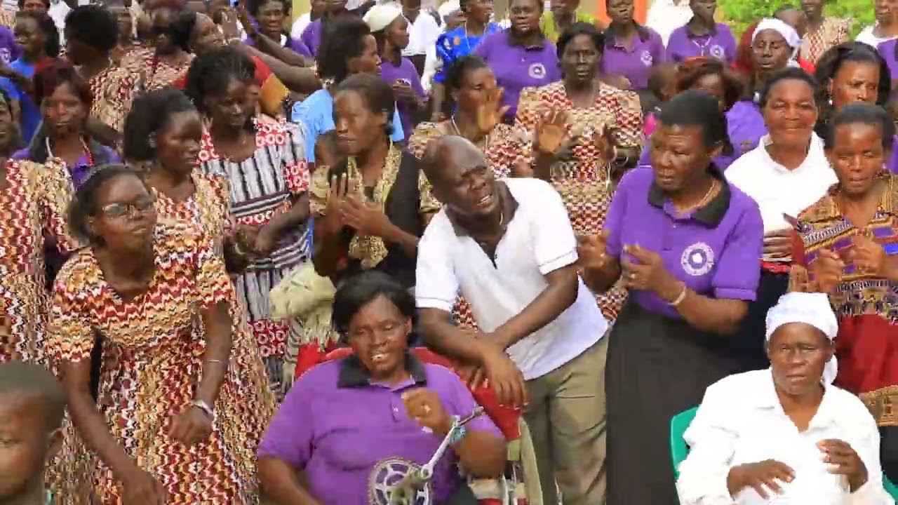Nashukuru Ee  Mungu By St.Mary's Chiga Catholic  Choir