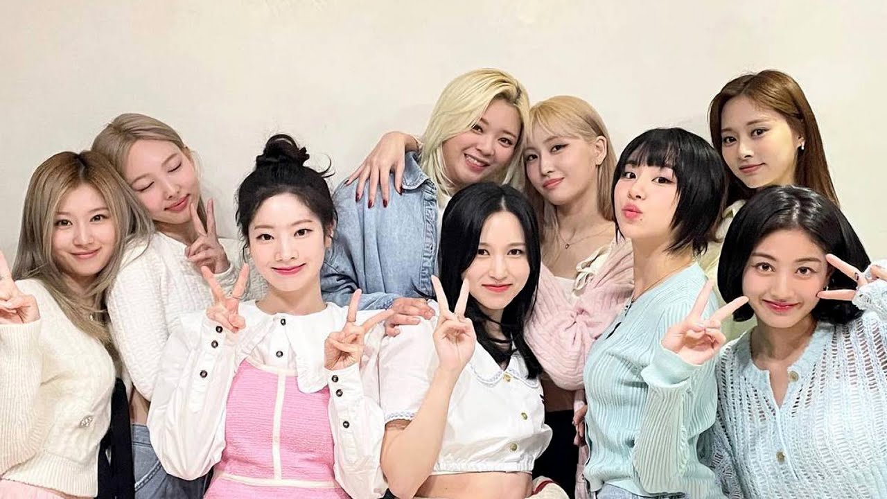 TWICE Lights Up Oakland: Back-to-Back "THIS IS FOR" Concerts Captivate Fans in the Bay Area
