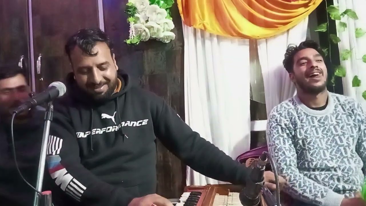 //donga donga nazran da teer//New Pahari song by singer safeer shah subscribe and enjoy//