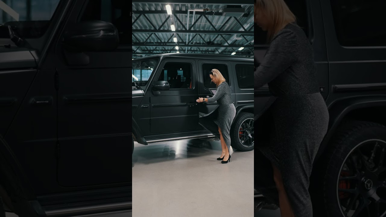 Let's go girls ! #MercedesMoment #G63Lifestyle #G63AMG #EleganceEverywhere