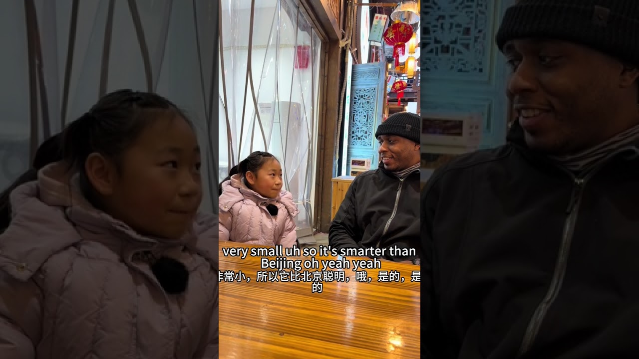 8歲Angel張家界景區和美國人閒聊，一起探討中國文化，中國歷史，非常精彩，他到張家界就在張家界72奇樓遇見了Angel！ 和美國人人聊得超開心 一起感受張家界人的熱情 #英語#英語口語 #