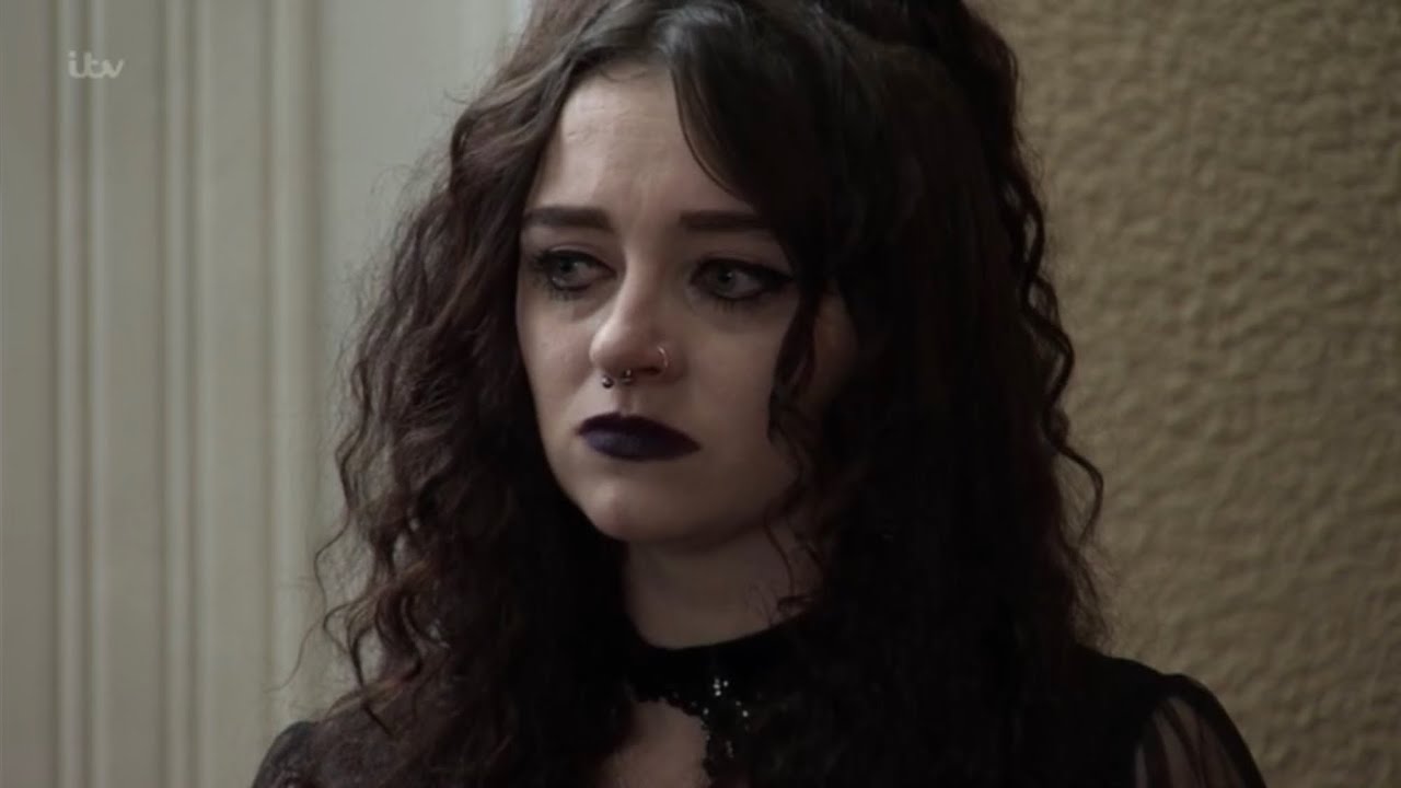 Nina Lucas - 1st September 2021 (2/3)