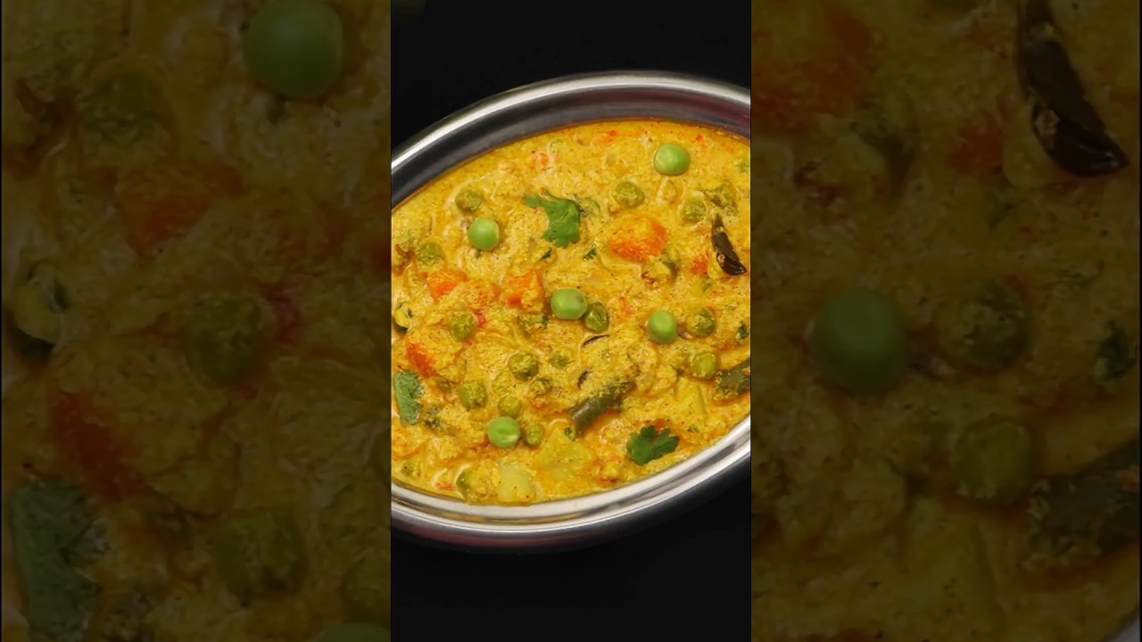 Veg Kurma Recipe | Vegetable Korma - For Dosa, Idli & Chapati | Best Side Dish For Idli Dosa Chapati