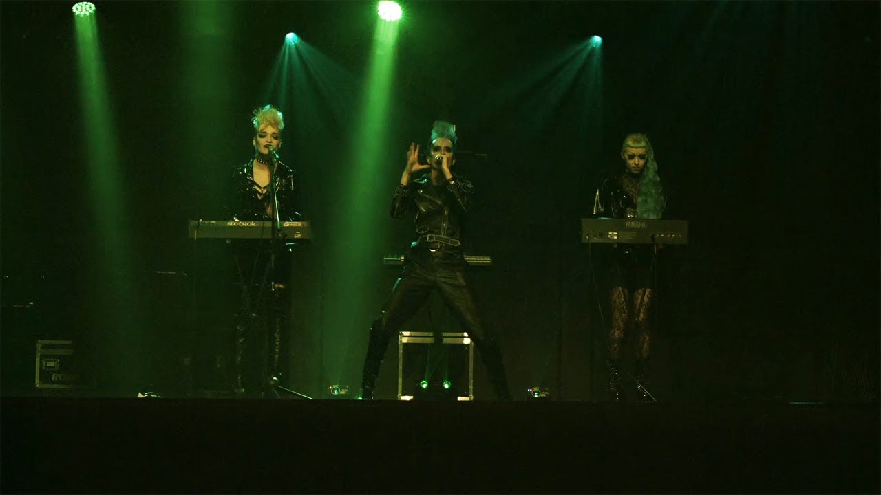 Ras Bolding - Turn Me On