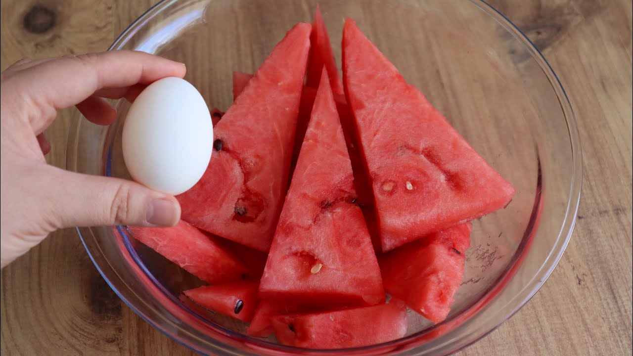 💯 Попробуйте вместе арбуз и яйцо. 😱 очень вкусно и красиво. 🍉