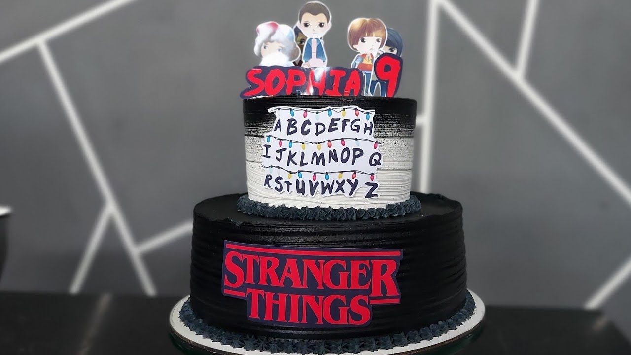 Bolo Stranger things em chantininho 