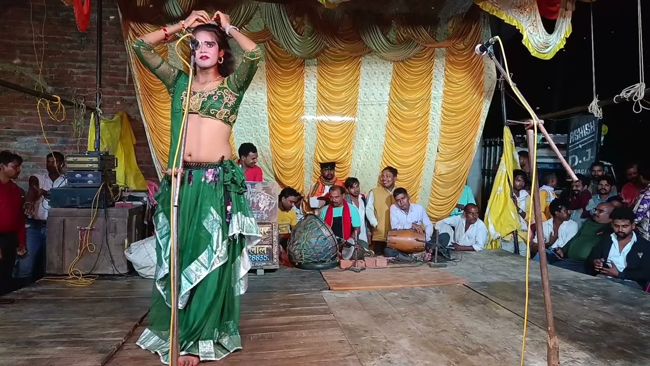 सर्वेश निक्कू का बेहतरीन सोहर गीत,, सोनू डांसर की नौटंकी बिंदागंज जिला रायबरेली