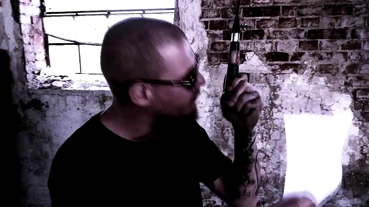 ARH #Hot16challenge2