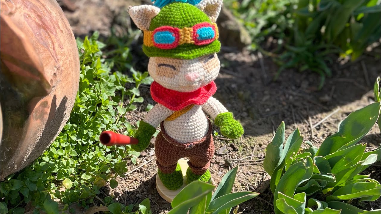 Teemo eyebrows