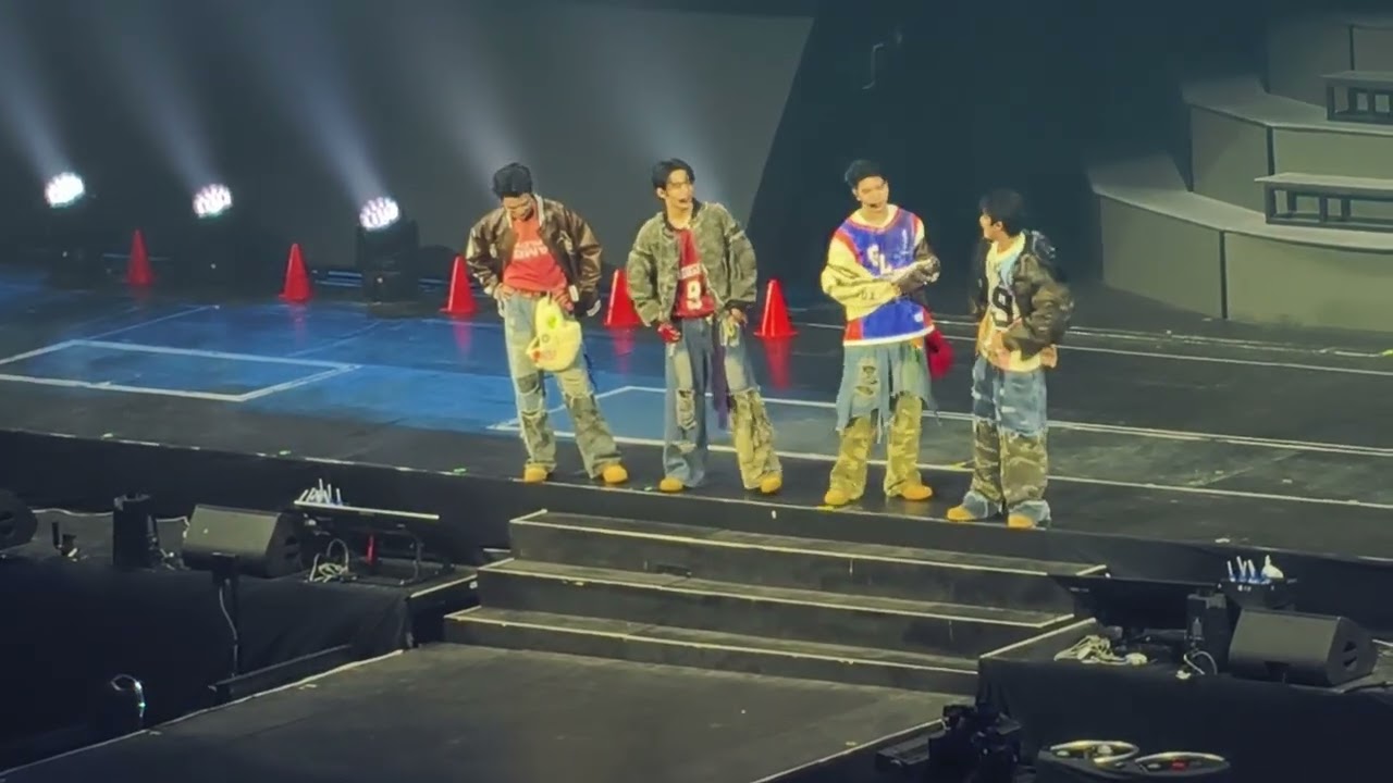 Full video โชว์ของ CLO’VER #RISERCONCERTD1