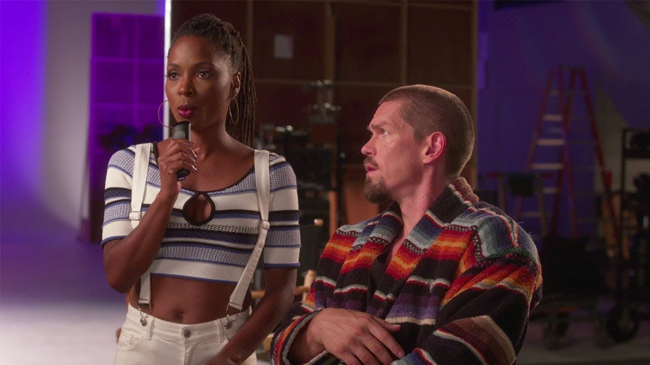 Steve Howey and Shanola Hampton of Shameless discover Roku voice search