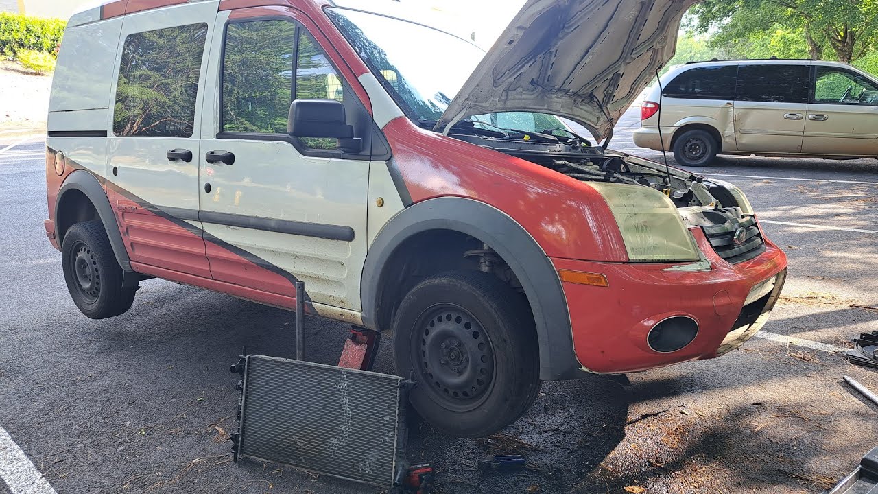 РАДИАТОР И НИЖНИЙ ШЛАНГ РАДИАТОРА | FORD TRANSIT 2.0 XLT 2011 | Howto/Diy