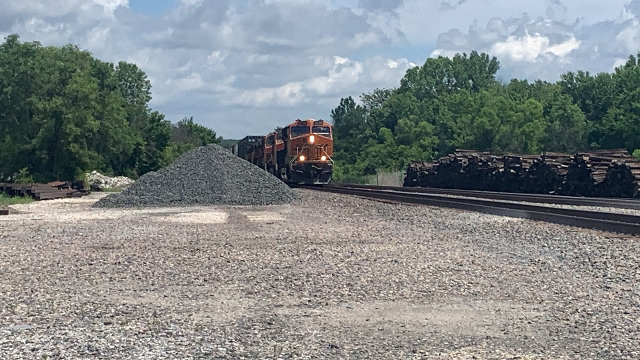 70 mph z train, Elmer, Missouri