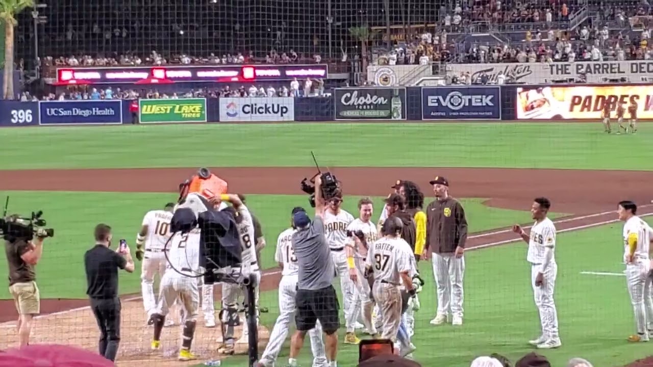 Trent Grisham walk off home run 8-2-2022 Petco Park. San Diego Padres 3, Colorado Rockies 2.