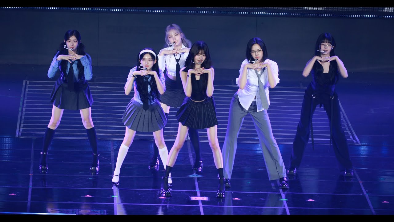 240309 아이브 ( IVE ) - LOVE DIVE [ 2nd Fanmeeting MAGAZINE IVE ] 직캠
