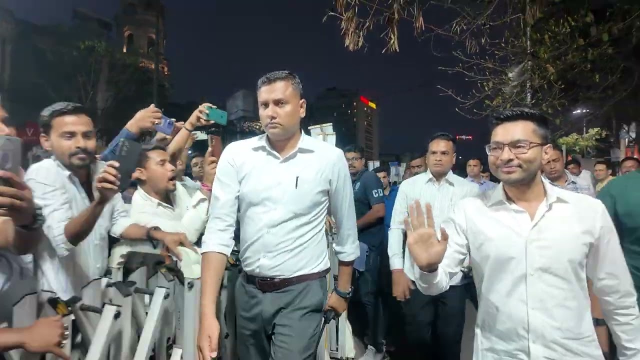 চতুর্থ দিনের ধরনা মঞ্চে আসলেন অভিষেক বন্দ্যোপাধ্যায়