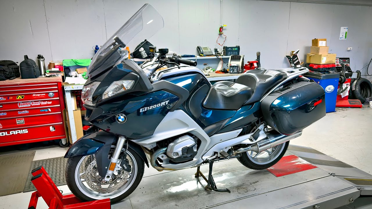 2012 BMW R1200RT..!! • Old Tried & True Tourer! | TheSmoaks Vlog_3257
