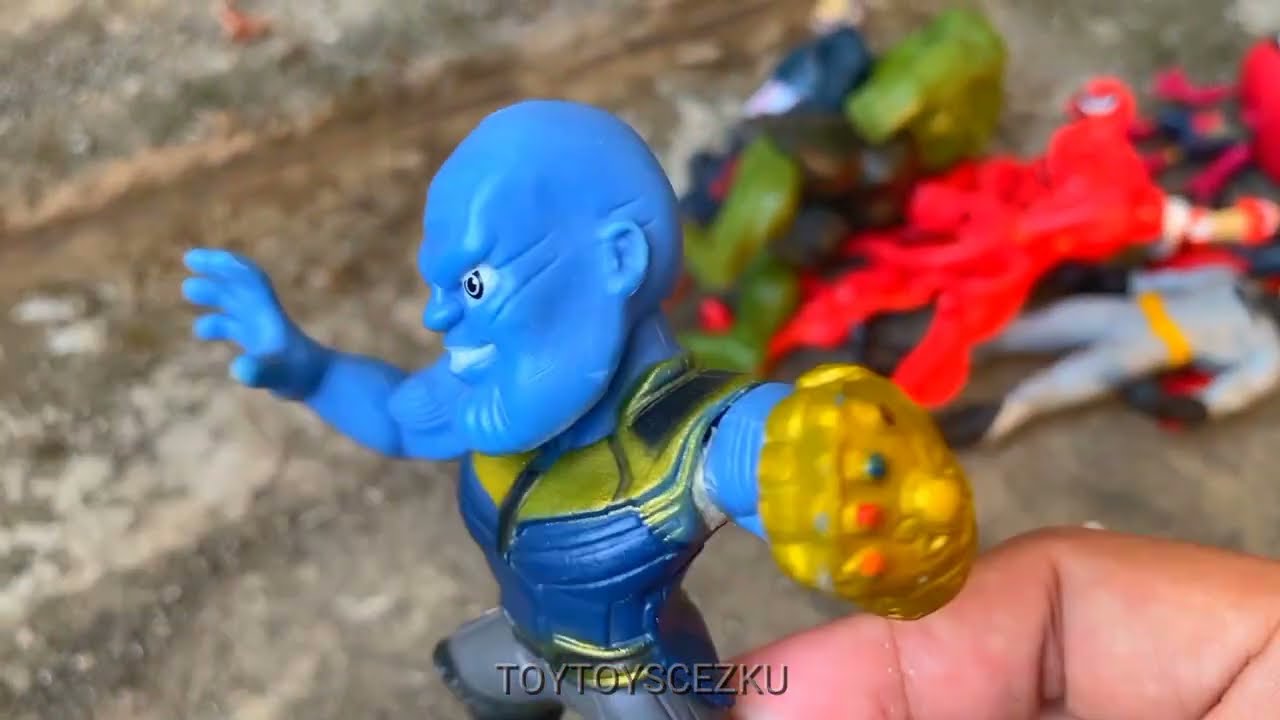 AVENGERS SUPERHERO STORY, SPIDERMAN, HULK, IRONMAN, CAPTAIN AMERICA, CARNAGE, BATMAN, GROOT 