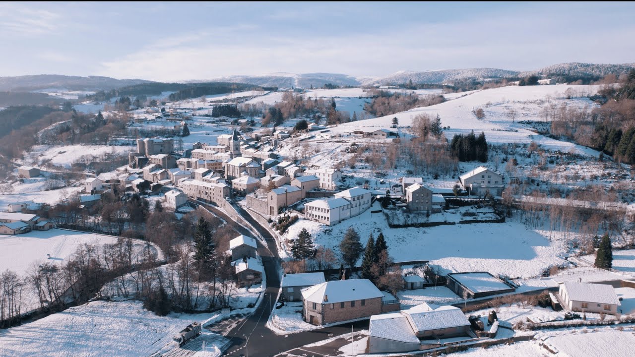 Chalmazel-Jeansagniere vous souhaite ses meilleurs voeux 2023 !