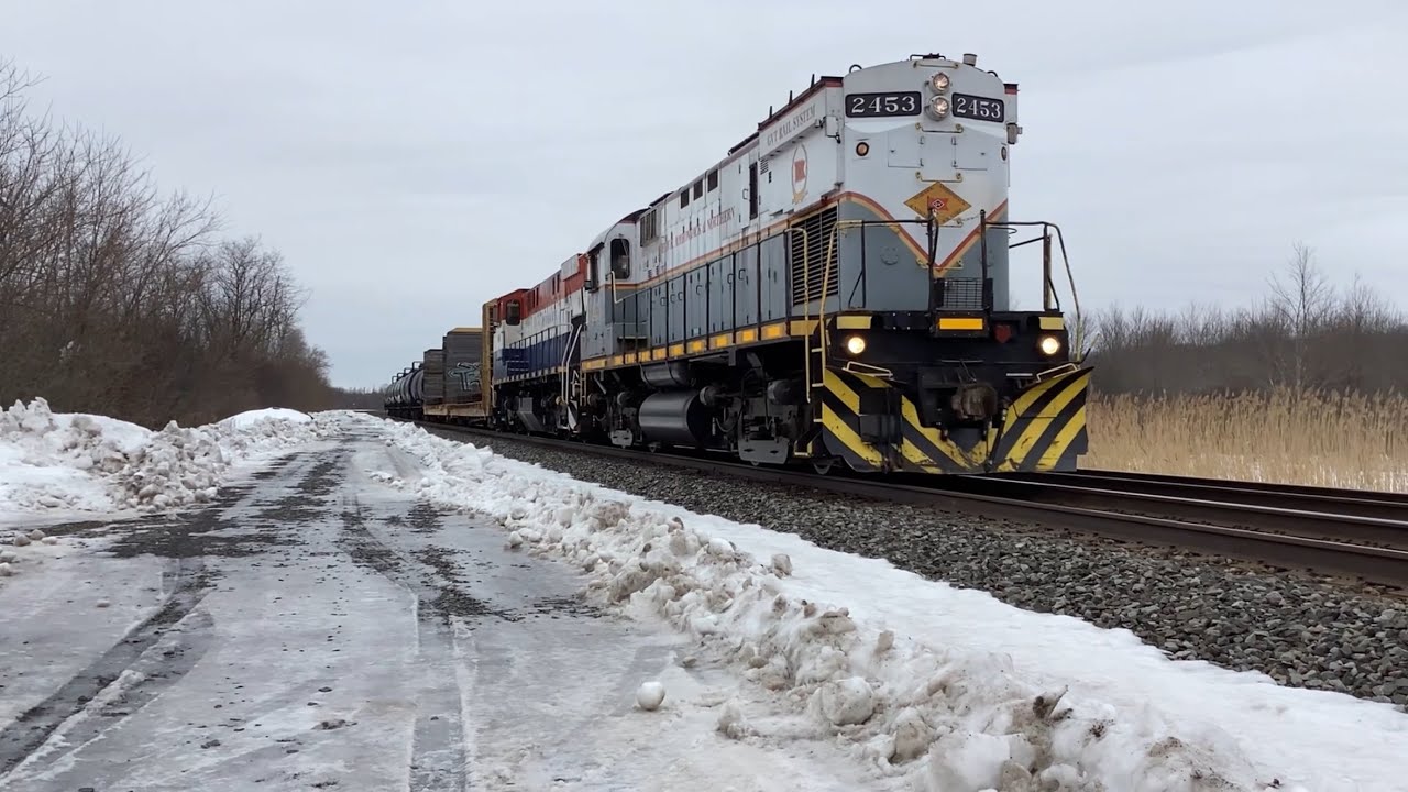 MA&N Hauling Rubber to Rome at Reber Road 