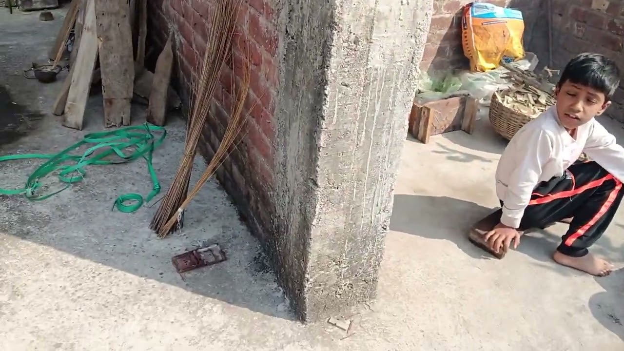 মনে হচ্ছে যেন অসময়ে চড়ুইভাতি করছে#iteebiswas #vlogvideo