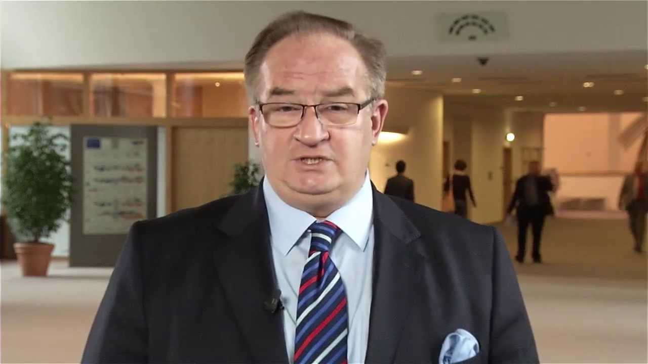 Who is Simon Busuttil? MEP Saryusz-Wolski