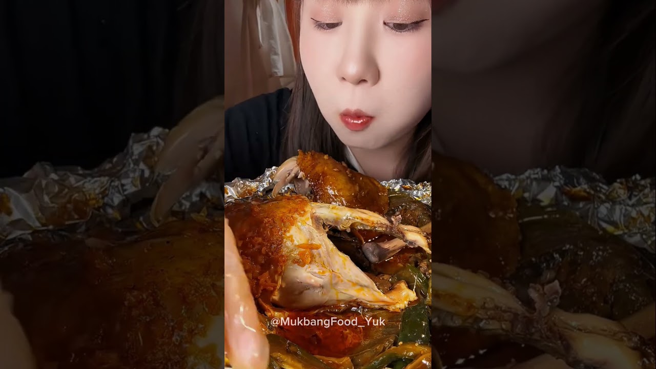 Lahap Banget! Cewek Ini Habiskan Ayam Panggang Utuh 🔥🍗 | #asmr #mukbang #Ayampanggang #viral