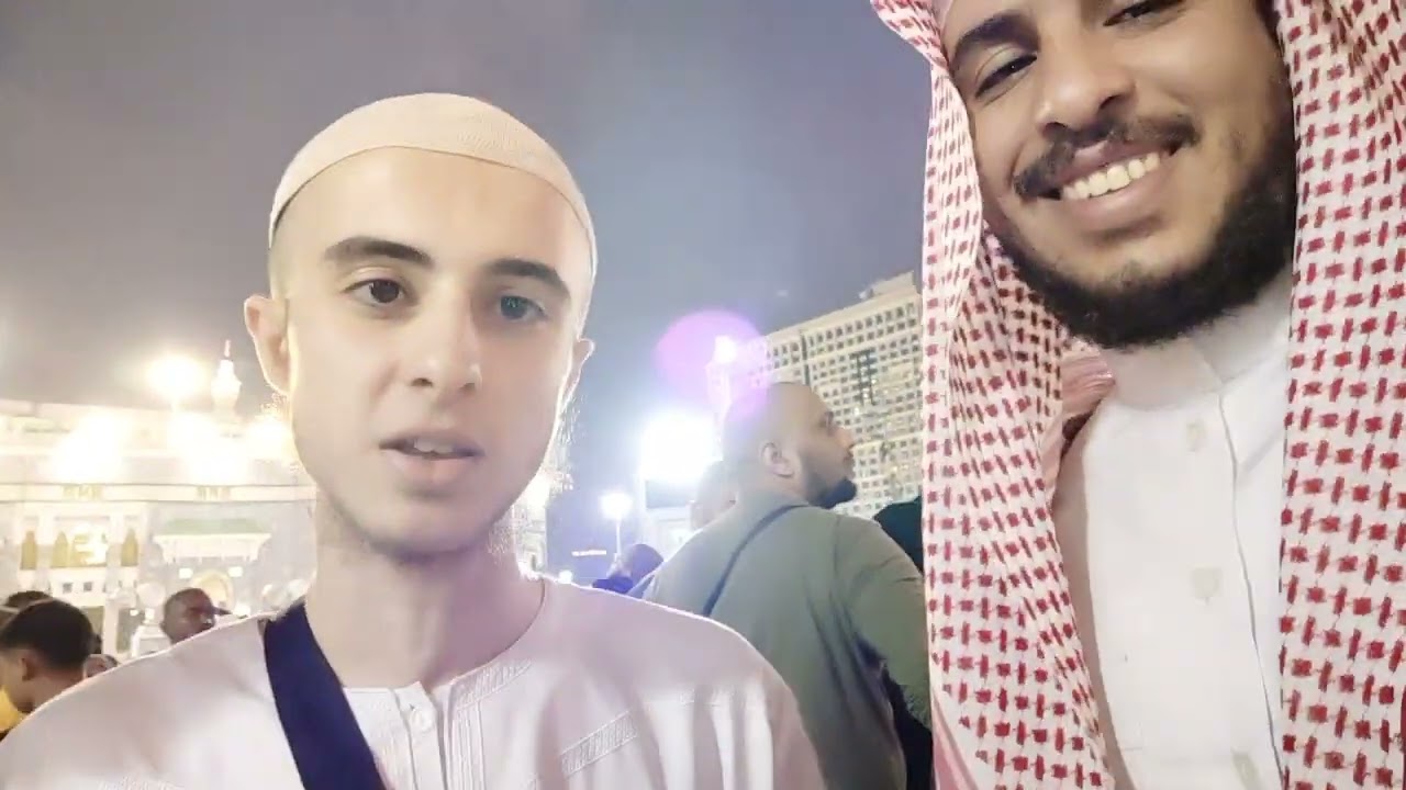 لقاء مع بعض الإخوة من الجزائر واليمن من طلاب العلم --في الحرم