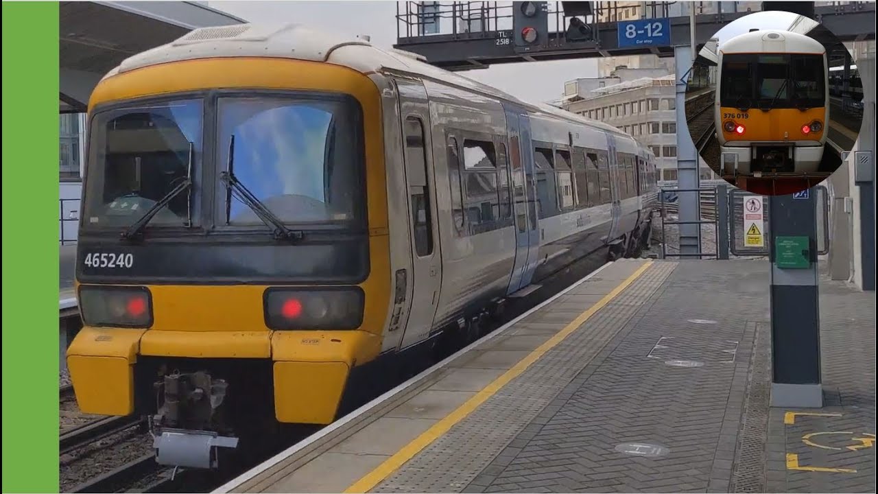 Trains at London Bridge (E)